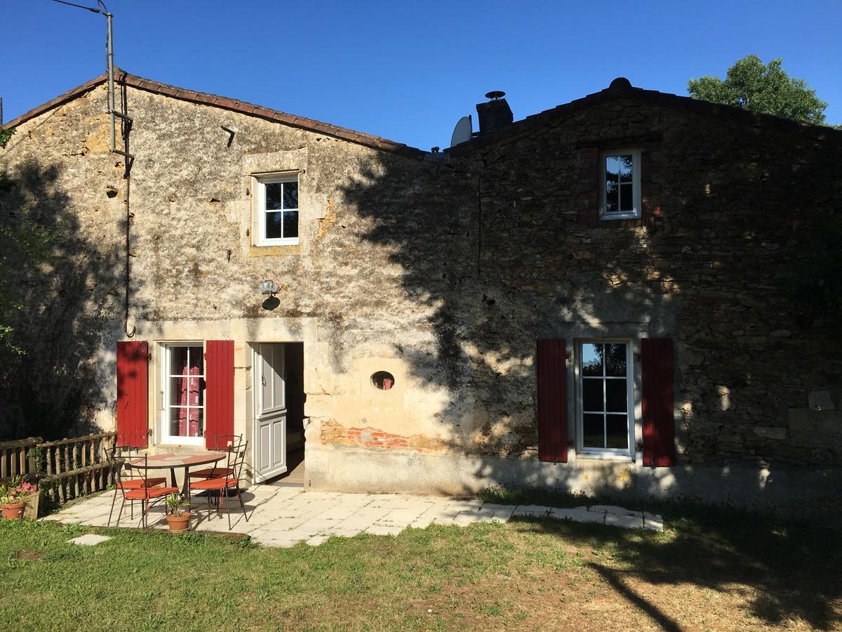 Gite Le Puy Rabasteau Chantonnay Eksteriør bilde